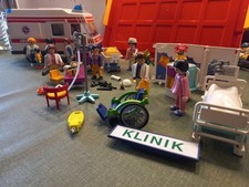 Playmobil Krankenwagen # 3925, Krankenzimmer # 3980, Kinderarztzimmer # 3926...