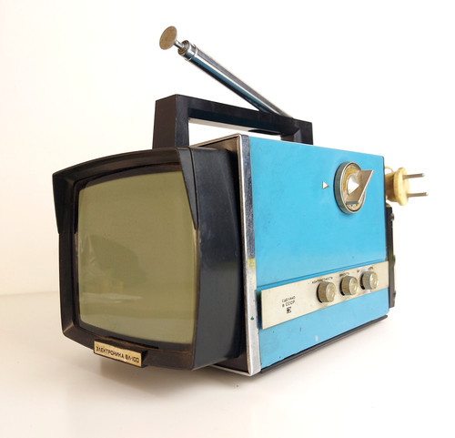 Vintage mini röhrenfernseher - vintage,