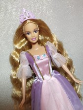 Schöne Barbie Rapunzel Puppe