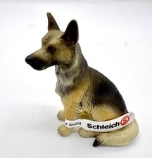 Schleich 16334 Schäferhund sitzend (2003) - mit Fähnchen! Deutscher Schäferhund
