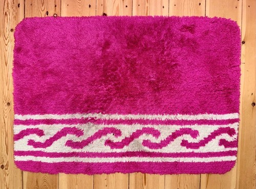 Flauschiger bad teppich - bad, in