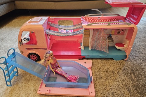 Barbie camper wohnmobil pool - camper,