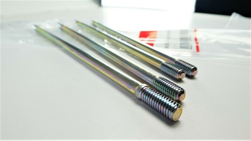Motor schrauben stehbolzen - ,