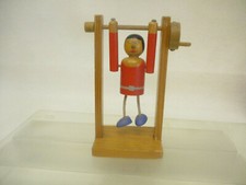 x-64981	Älteres Erzgebirge Holz Reckturner L:ca.160mm,ohne Originalverpackung