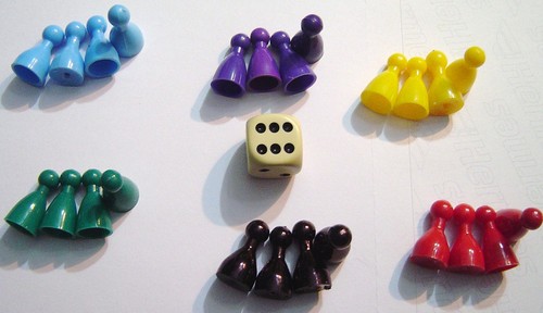 Spielfiguren - 24, jahre)