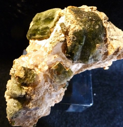 Grüner diopsid - grüner, (chromdiopsid)