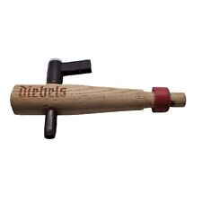 Diebels Holz Fasshahn Fassanschlag Fassbieranstich Zapfanlage Bier Pils Anlage