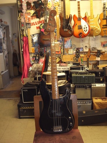 Fender precision bass - fender, (1976)