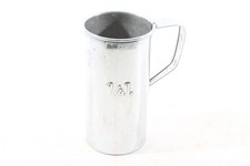 alter Becher Metall 1/4 Liter