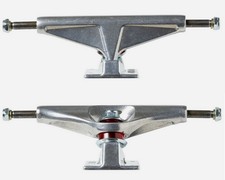 2x Venture Trucks 5.60
