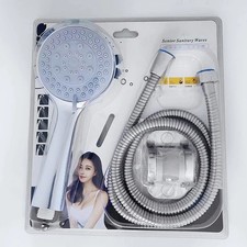 Chrom Duschkopf und Schlauch