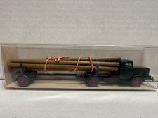 Wiking LKW Büssing 8000 Langholztransporter-Sz grün 3390