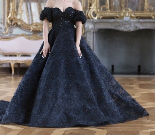 Brautkleid schwarz