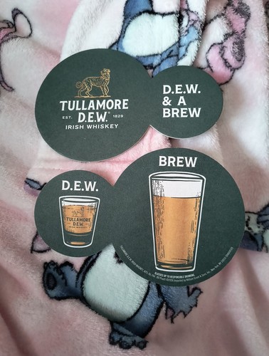 Tullamore dew irish whiskey - tullamore,