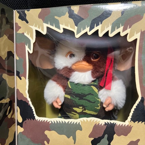 Gremlins gizmo fighter doll - 2,