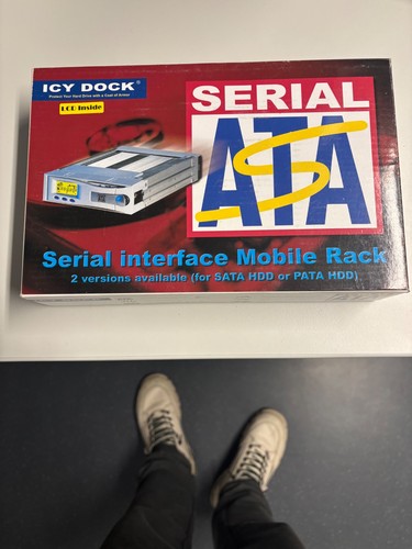Icy dock serial - serial, ata