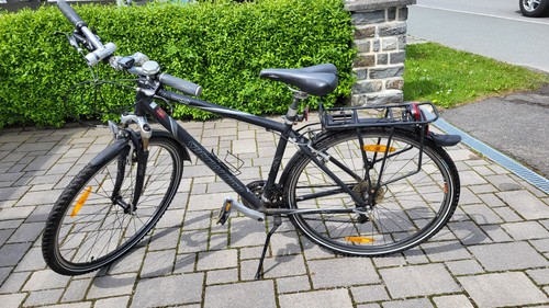 Sportliches fahrrad von - sportliches,