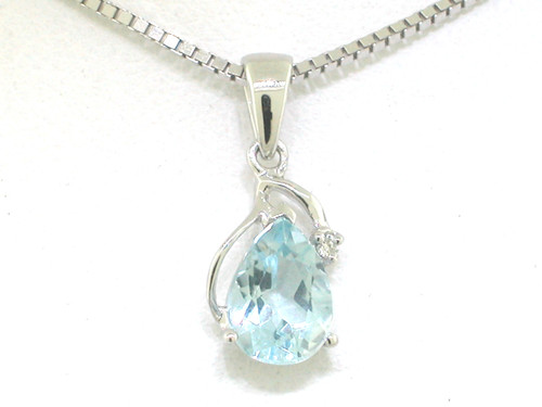 Aquamarin anhänger 585 - aquamarin,
