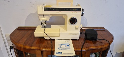 Nähmaschine privileg super - nähmaschine,