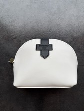 Qatar Airways Business Class Amenity Kit von Diptyque***2025***Neu und OVP**