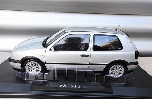 Norev golf 3 gti - 1:18,