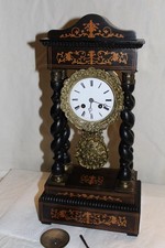 Antike französische Portaluhr