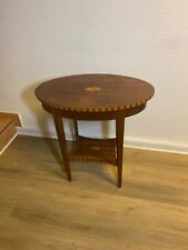 Ovaler Beistelltisch in Nussbaum 2.Hälfte des 19.Jh