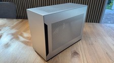 Lian Li Dan Cases A4-H20 SFF Mini-ITX mit PCIe 4.0 Riser