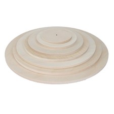 Pyramidenteller aus Sperrholz