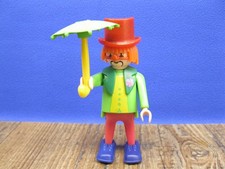 Clown mit Schirmchen Figur
