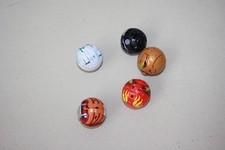 5  verschiedene Bakugan Battle Brawlers 