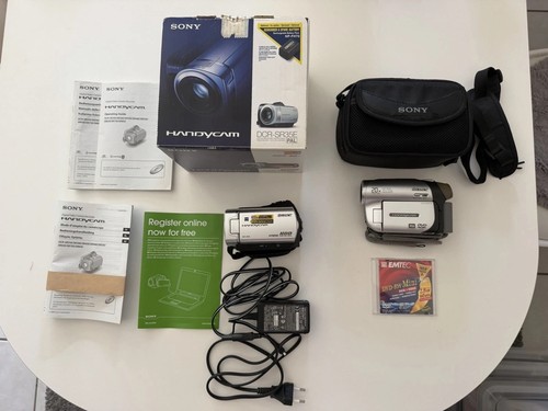 Sony handycam camcorder - 2x,
