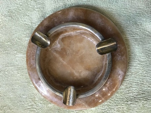 Onyx aschenbecher mit - onyx, messing