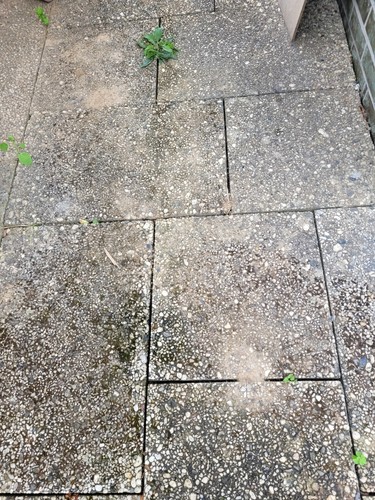 Waschbetonplatten - , zu