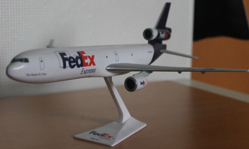 Modellflugzeug fedex - modellflugzeug,