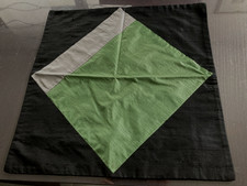 Kissenbezug Seide ca. 39x39 cm geometrisches Motiv schwarz/grün/grau