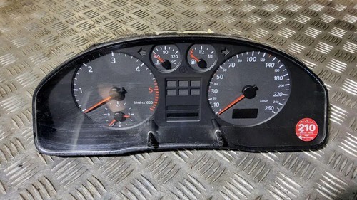 Audi avant 8d5 b5 - audi,