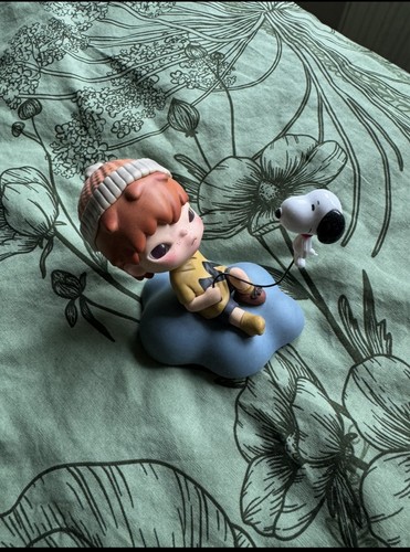 Popmart hirono peanuts figur - popmart,