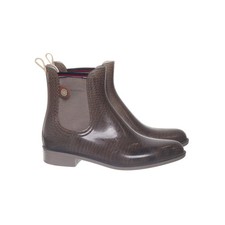 Tommy Hilfiger, Kurze