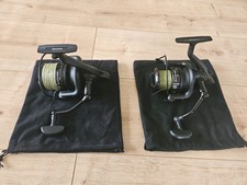 2x Daiwa Black Widow 25A Karpfenrolle