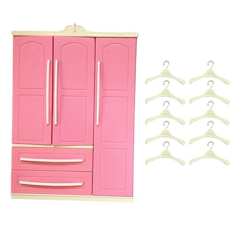 Puppenkleiderschrank