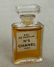 Chanel – N°5 – Eau de