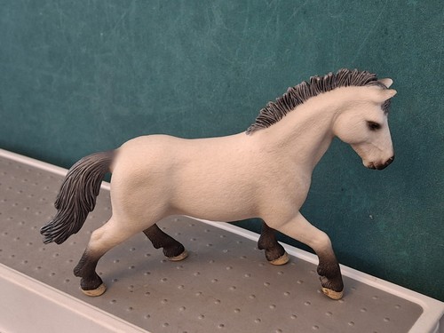 Schleich rentner camargue - rentner,