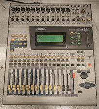 Yamaha 01v digital - yamaha,