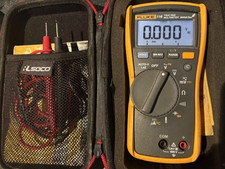 Fluke 116 True RMS Digital Multimeter mit Koffer und Leitungen und Handbuch