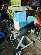 Makita UD2500 Elektro Garten Häcksler Schredder Leisehäcksler 2500 Watt 45 mm