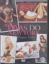 WWE Divas Do New York The