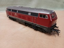 84) ROCO H0 AC, BR 215 033-2