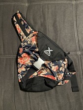X Over Rucksack Größe S mit Blumenmuster 1x Benutzt Super Zustand