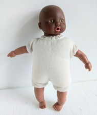 Dunkelhäutige Puppe Baby